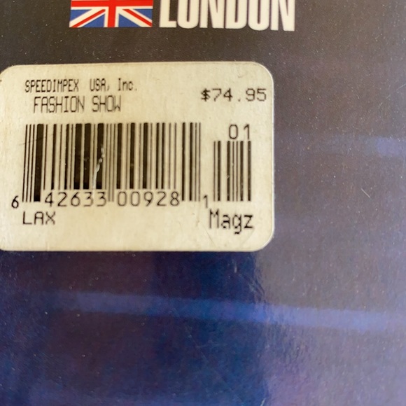 🎁 GREAT GIFT FOR A FASHIONISTA 2012 spring/summer collections fashion show mag - Picture 3 of 5